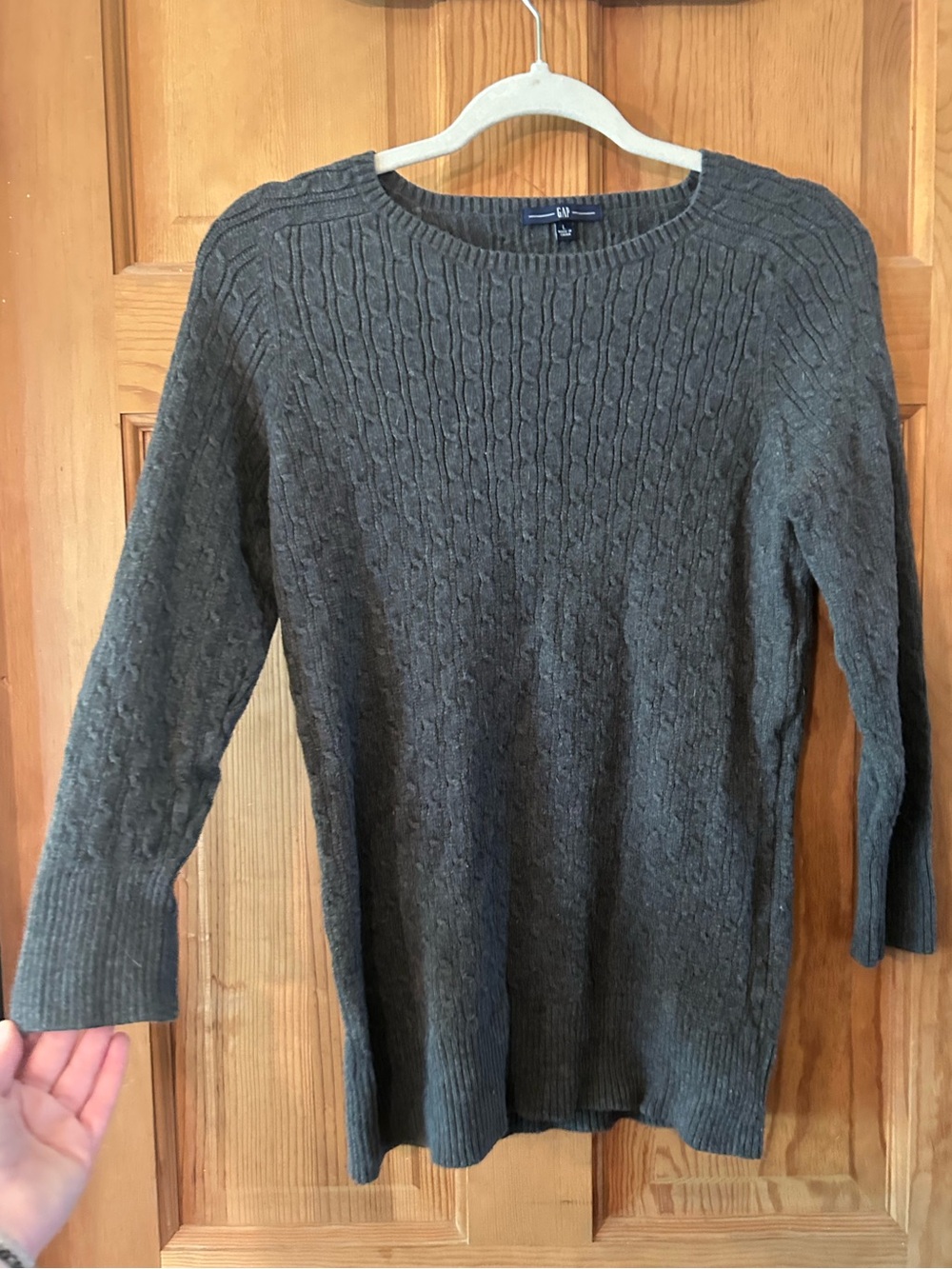 GAP Charcoal Gray Cable Knit Crew Sweater
